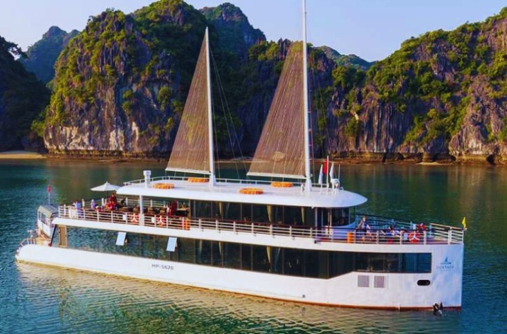 Jade Sails Cruise Halong Bay
